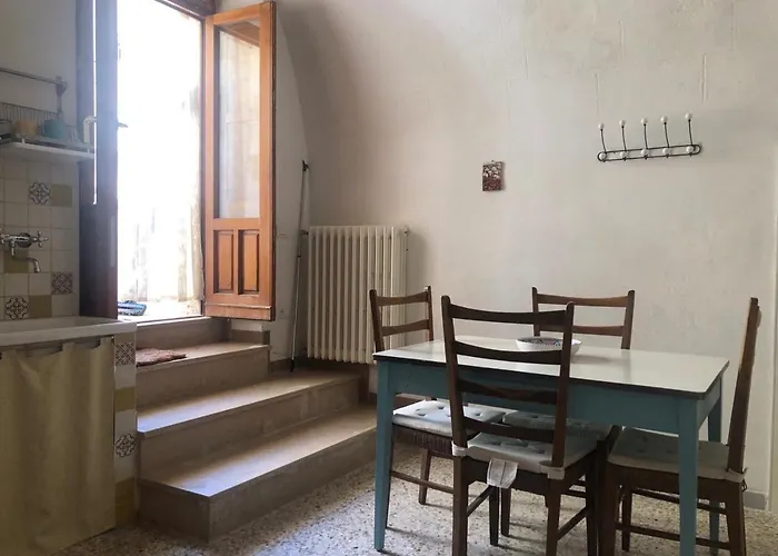 Tipica Casa Nei Sassi Di *